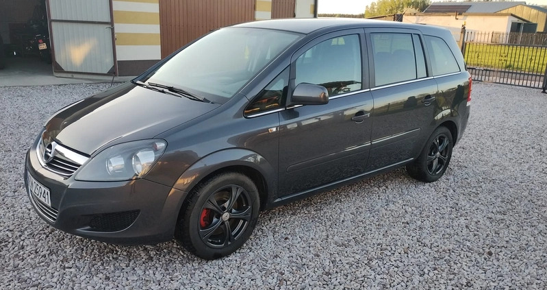 Opel Zafira cena 17500 przebieg: 287000, rok produkcji 2011 z Zwoleń małe 56